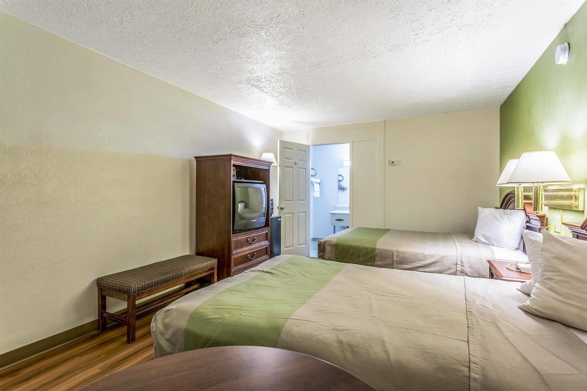 Americas Best Value Inn Edgewood, Md Екстериор снимка